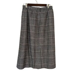 Vintage Evan-Picone  Plaid Skirt. 70s, 80s. Side Pockets Sz 10. Great Condition
